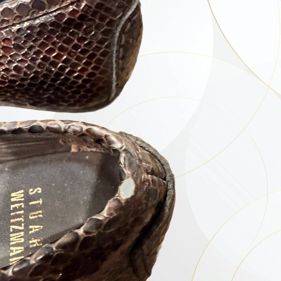 Stuart Weitzman Croc Embossed Patent Leather Loafers Brown - Picture 5 of 7